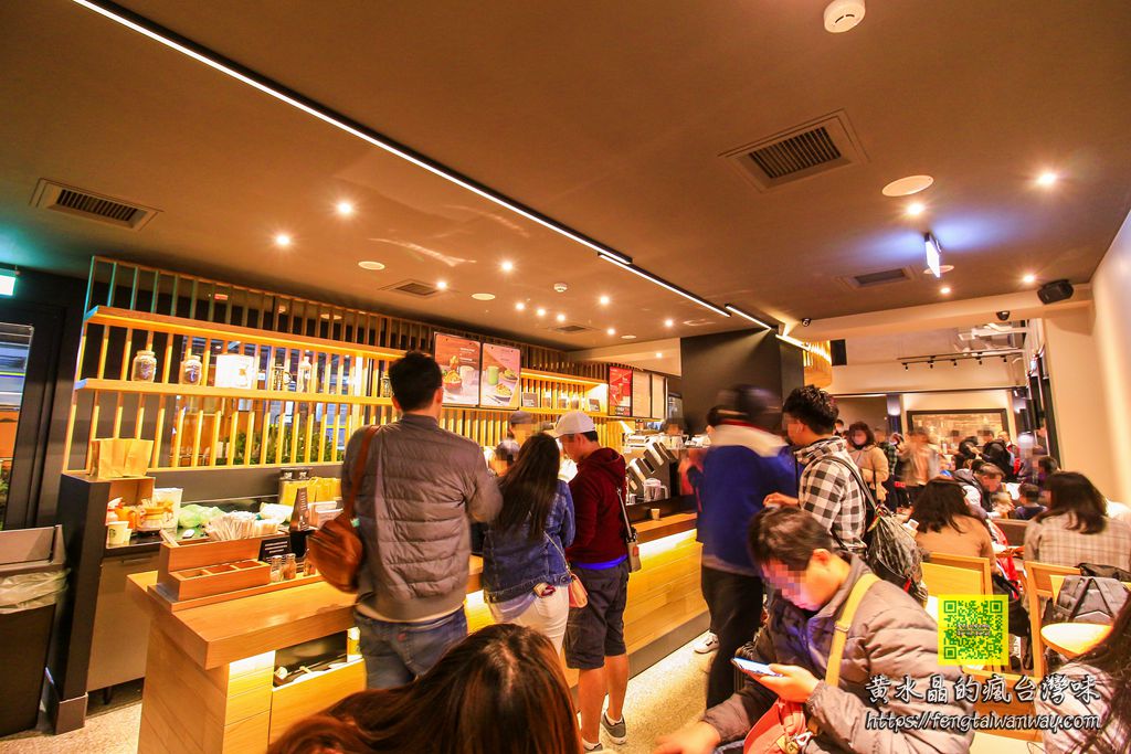 星巴克新竹新豐門市【新竹咖啡】|首座清光緒始建的舊車站咖啡廳，明新科技大學學生的共同回憶