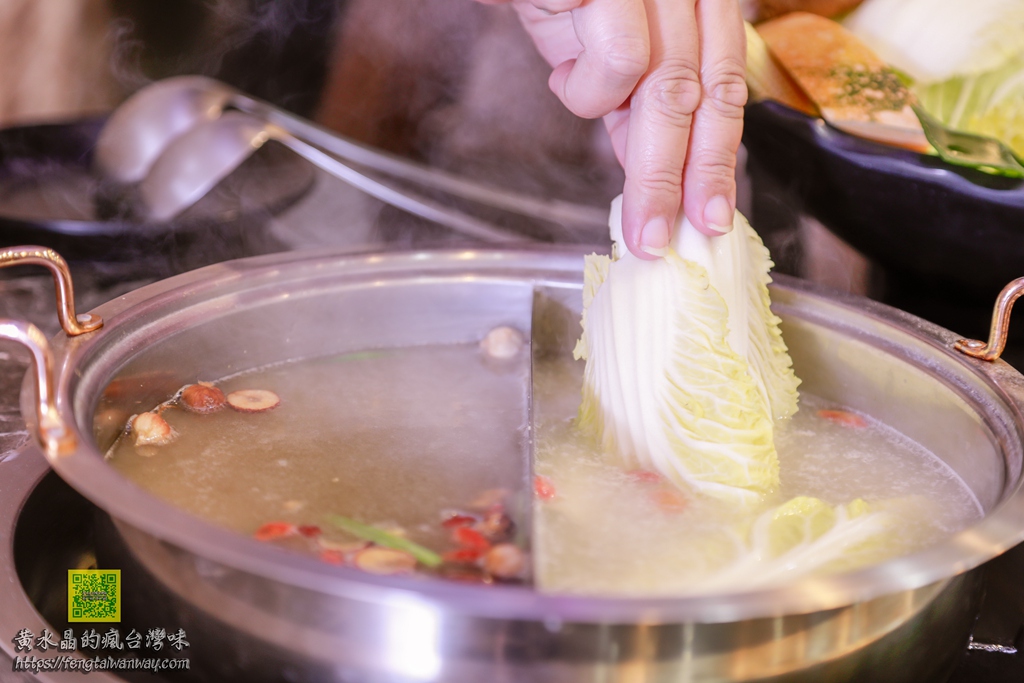 貳食壹鍋【桃園美食】|三民路新開火鍋店;多樣自家熬煮湯頭,食材很不一般;年終尾牙聚餐首選 @黃水晶的瘋台灣味