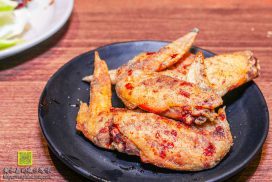 世界的山將市政府店【台北美食】|昭和56年(1981年)創立;日本名古屋名店的香酥"夢幻手羽先"炸雞翅