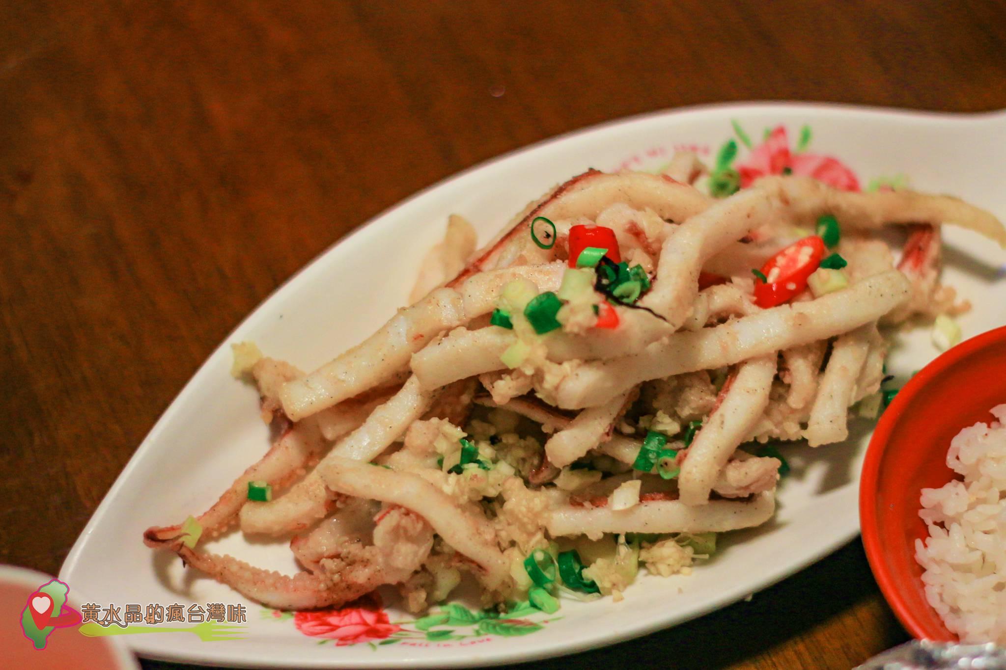 傻愛莊【澎湖美食】｜馬公百年古蹟必吃在地古早味餐廳