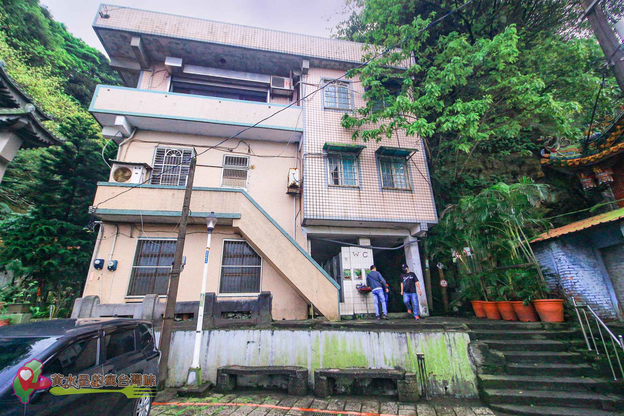 仙洞巖佛手洞【基隆景點】｜走訪台版小敦煌石窟神仙海蝕洞探險