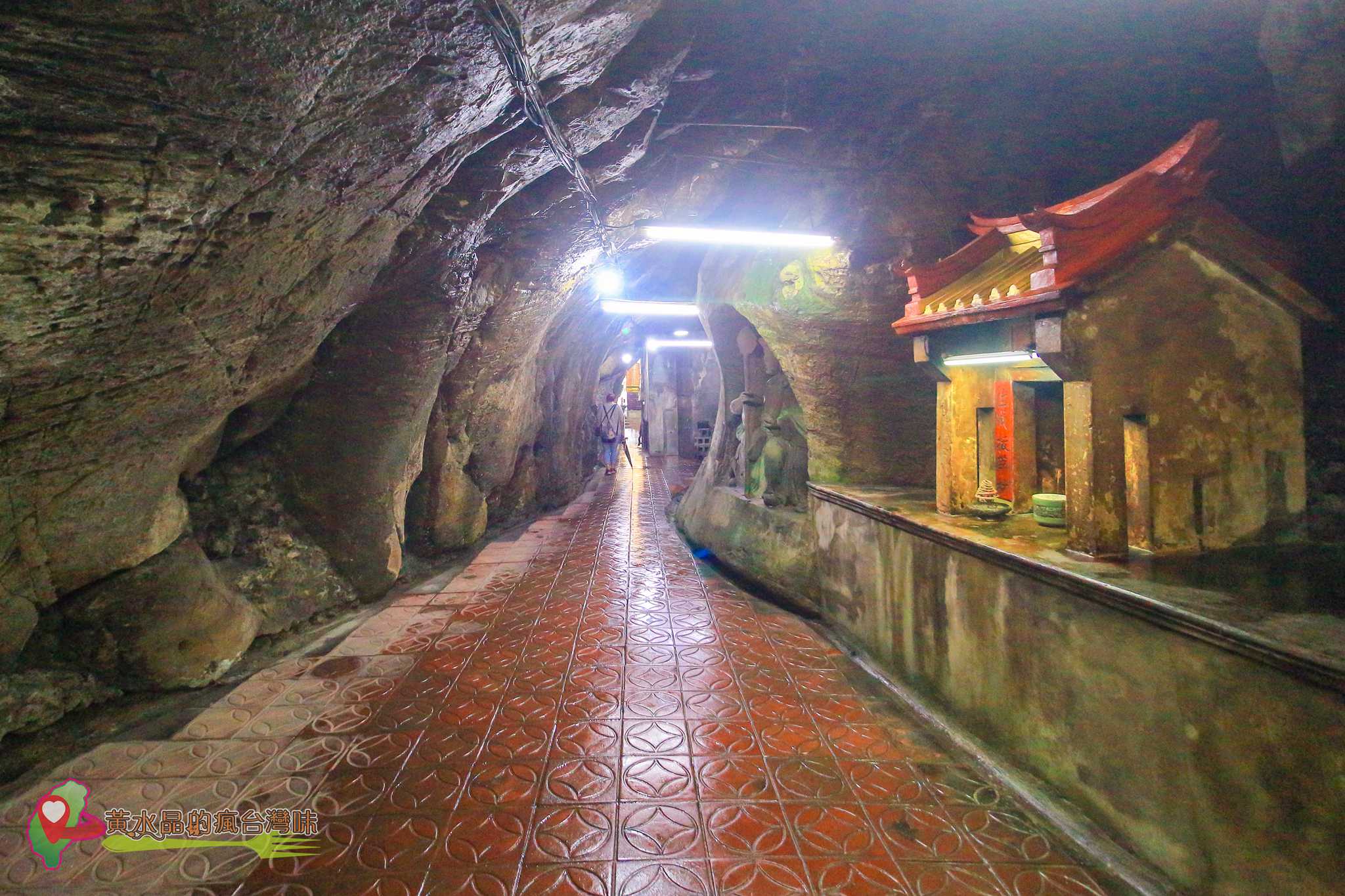 仙洞巖佛手洞【基隆景點】｜走訪台版小敦煌石窟神仙海蝕洞探險