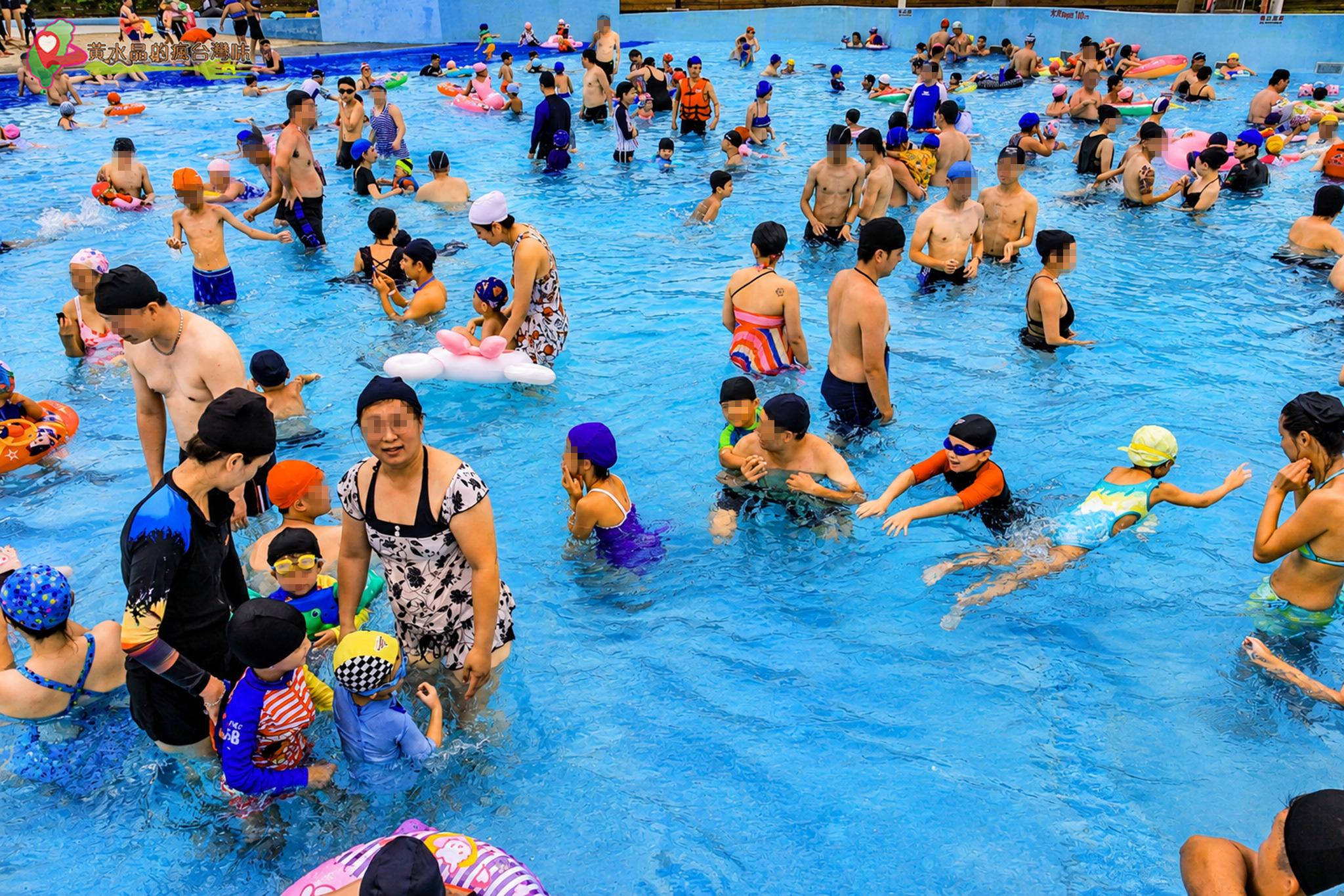 六福村水樂園碧海藍天