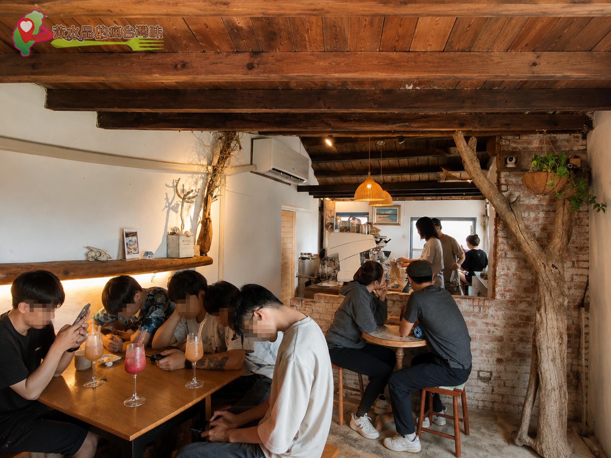 Oct.Sun Coffee|室內用餐環境 Oct.Sun Coffee|室內用餐環境