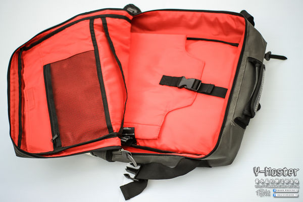Y-Master筆電相機後背包【開箱文】 |來自韓國潮流時尚品牌，專為男仕設計的筆電相機大容量後背包 @黃水晶的瘋台灣味